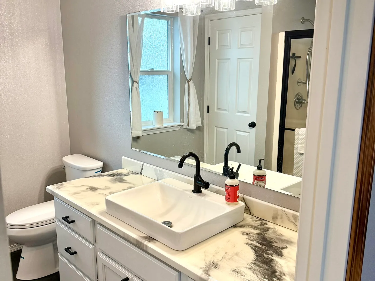 5 bed, 2980 sqft, $3,500 — Photo 4