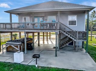 314 Windswept Dr, Port Lavaca, TX 77979