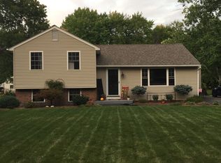880 Suffield St, Suffield, CT 06078