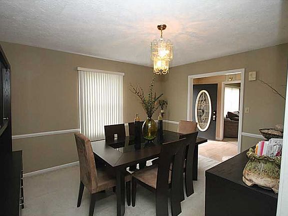 4th image of 5465 Brendon Park Dr