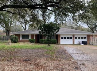 426 Candler Dr, Houston, TX 77037