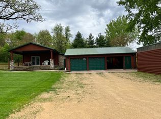 556 Dry Gulch Rd, Amboy, IL 61310