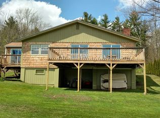 24 Castle Ln, Spencer, MA 01562