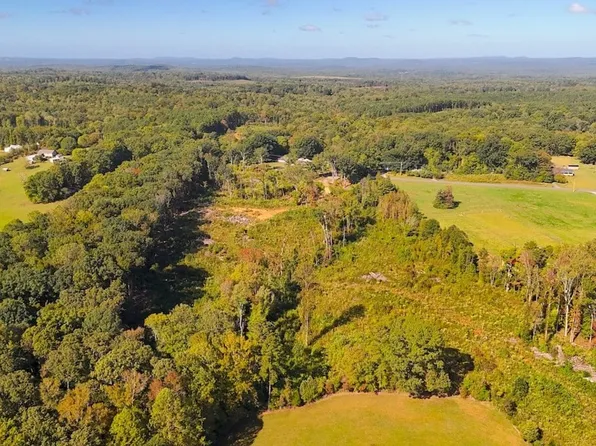 Mack Rd, Asheboro, NC 27205
