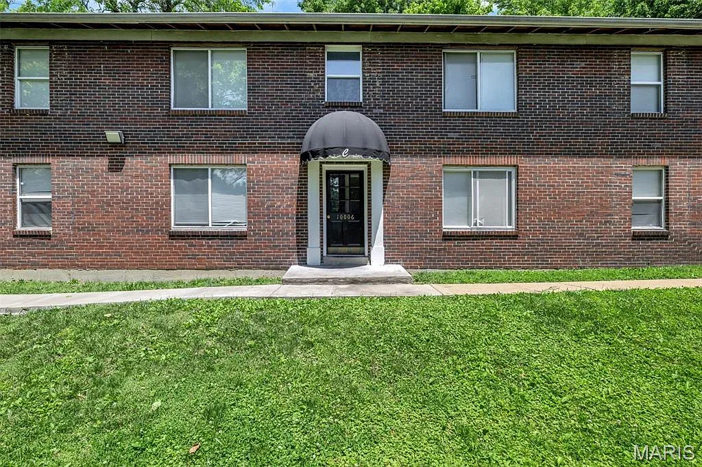 2 bed, 1.0 bath, 700 sqft, $850 — Photo 2