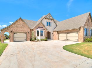 10809 NW 34th Cir, Yukon, OK 73099