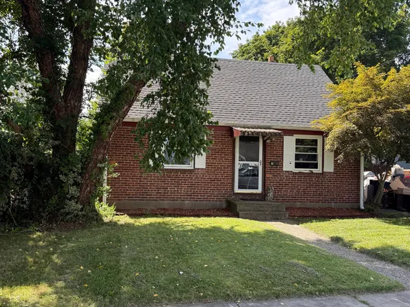 15 Beckwith Drive, Plainville, CT 06062