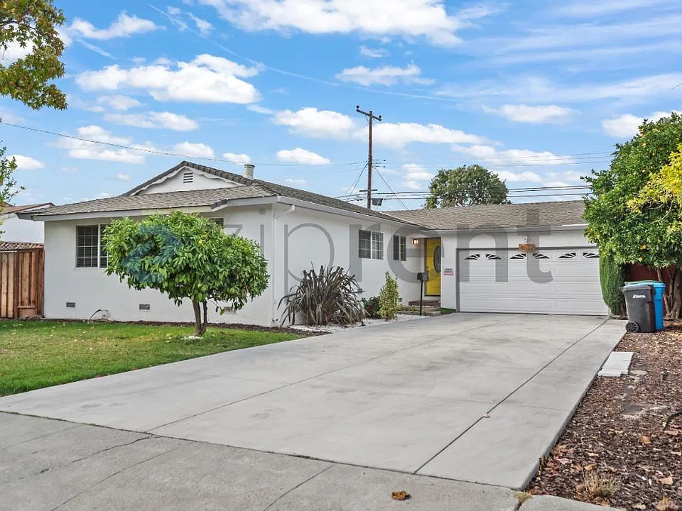 4672 Burke Dr