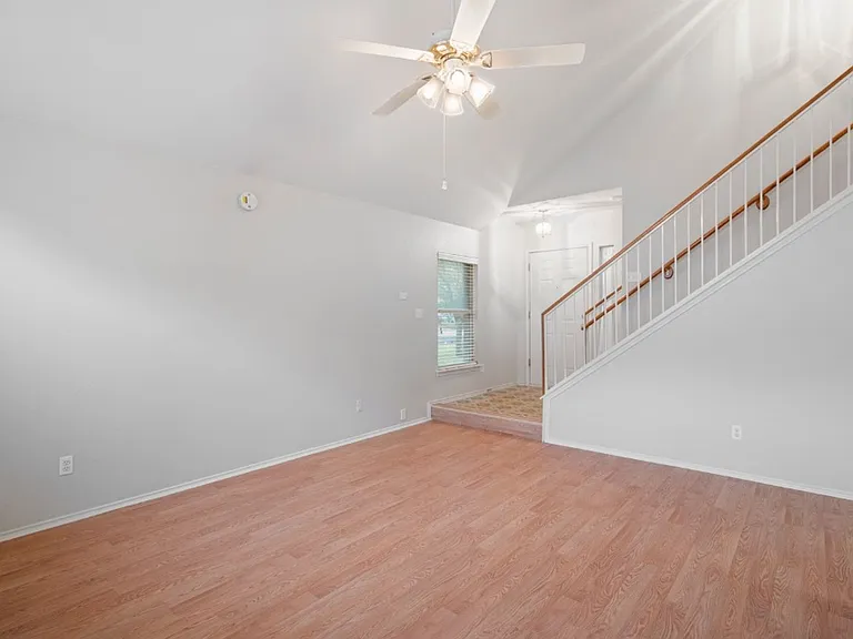 1401 Thibodeaux Dr — Photo 6
