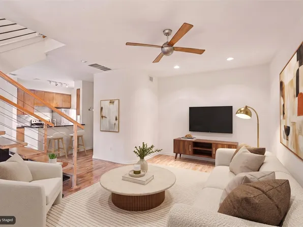 2100 Commonwealth St APT M, Houston, TX 77006