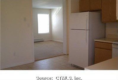 2nd image of 48 Kings Hwy Unit 102
