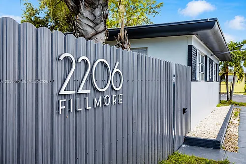 2206 Fillmore St #8 Photo 1