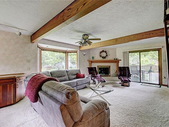 3rd image of 8075 Charlecot Dr