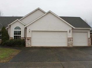 165 Thunderbird St, Molalla, OR 97038