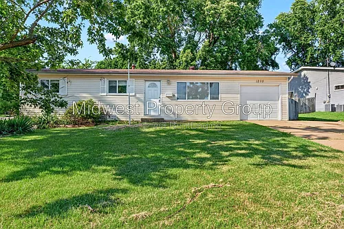 1205 Acredale Dr Photo 1