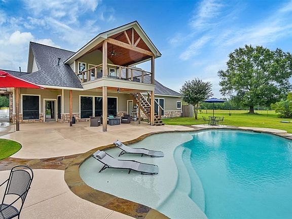 3rd image of 30510 Sugar Bend Dr
