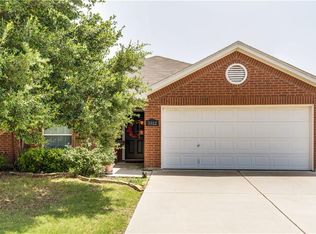 5312 Mirage Dr, Fort Worth, TX 76244