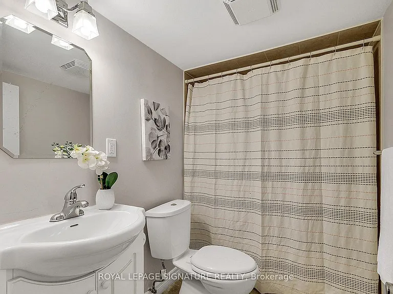 3390 Columbine Cres #BASEMENT — Photo 8