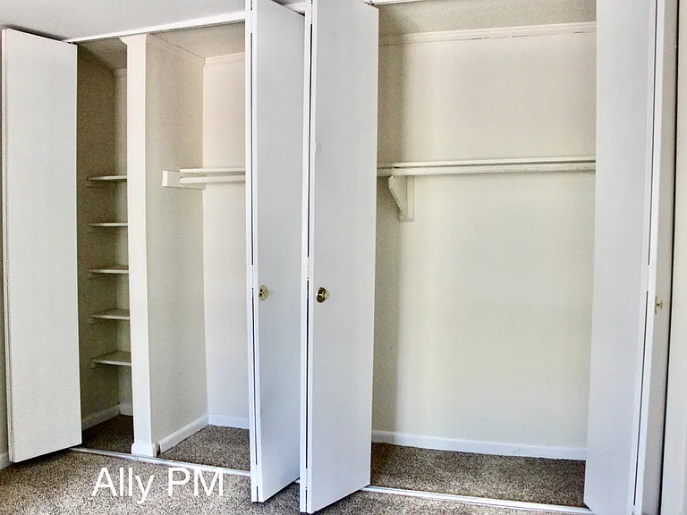 545 Burgoyne Rd #11-1 — Photo 8