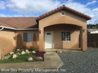 446 W Mulberry Ave, Porterville, CA 93257