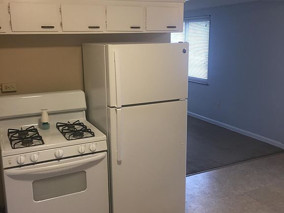 2nd image of 4352 W 222nd St APT 3