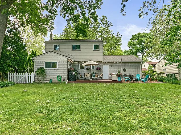 30215 Stockton Ave — Photo 19