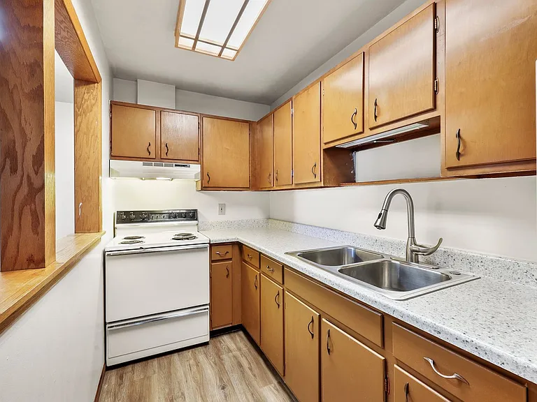 1156 W Carriage Dr #3 — Photo 15