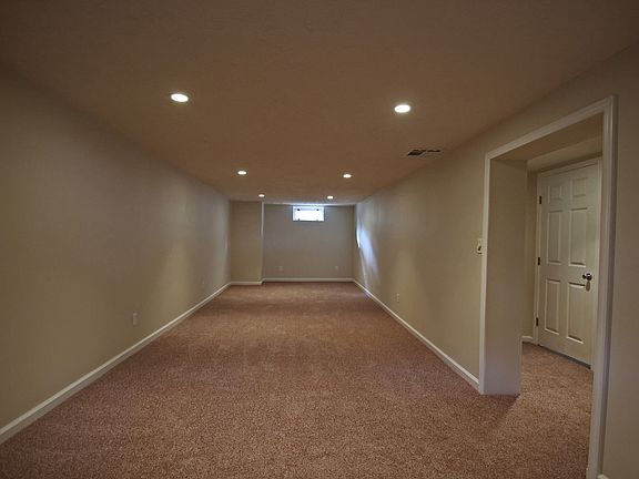 4th image of 311 Robinwood Ave