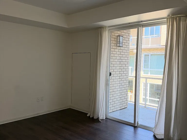 1620 NE Broadway St #517 — Photo 11