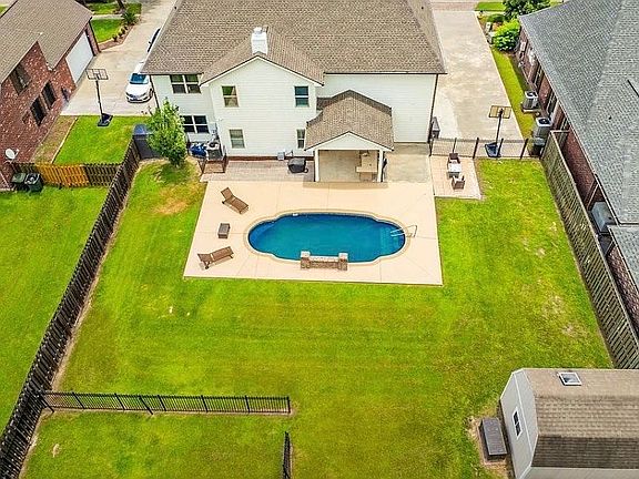 2nd image of 256 Riverwood Dr