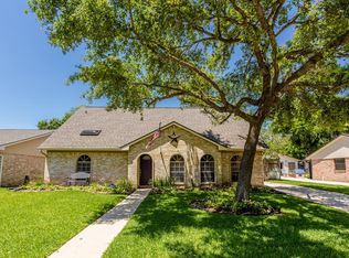 12310 Level Run St, Meadows Place, TX 77477