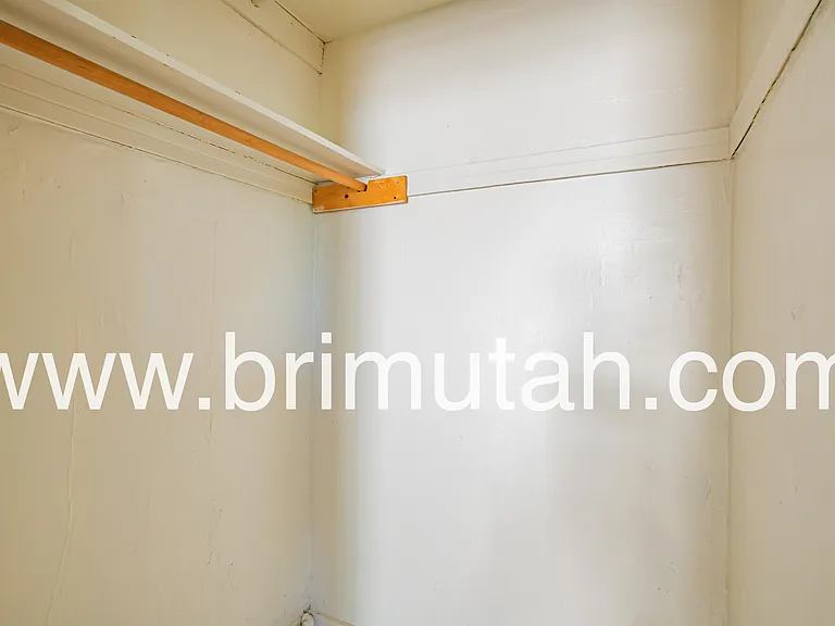 368 S University St #5 — Photo 6