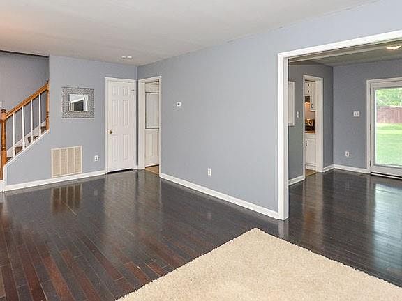 5th image of 5942 Derrymore Ct