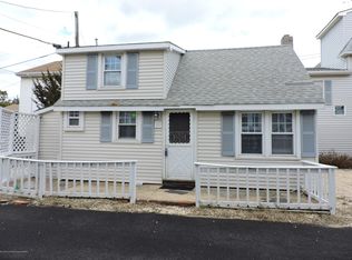 70 Channel Way, Lavallette, NJ 08735