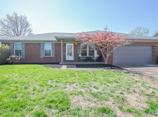 8833 Arizona Dr, Newburgh, IN