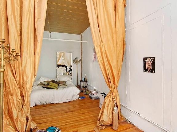 4th image of 71 Franklin St APT 5W