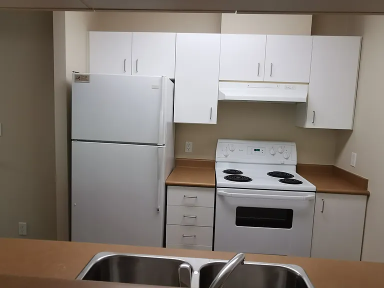 3528 Vanness Ave — Photo 22