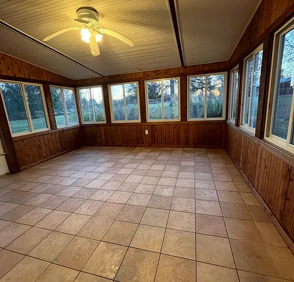 48 Limekiln Rd — Photo 3