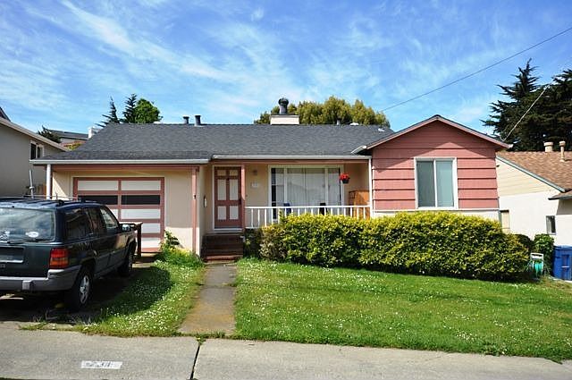1st image of 731 Stoneyford Dr
