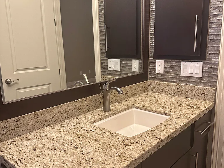 2605 Grand Canal Dr — Photo 12