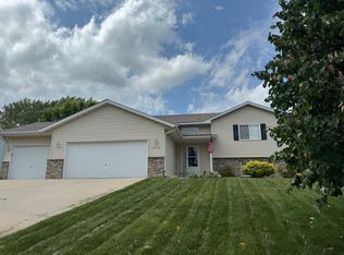 1070 20th St NE, Owatonna, MN 55060
