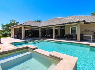 1900 Tiller Ter, Naples, FL 34102