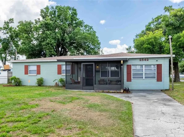 2542 W Hiawatha St, Tampa, FL 33614