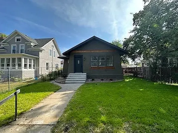 3749 5th Ave S, Minneapolis, MN 55409