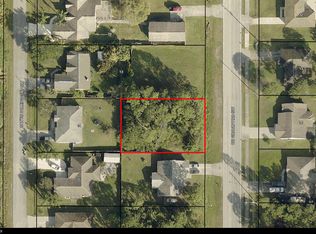 880 Degroodt Rd SW, Palm Bay, FL 32908