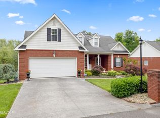 5257 Tropicana Dr, Knoxville, TN 37918