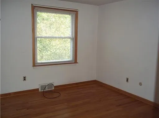 3253 Lockridge Dr — Photo 8