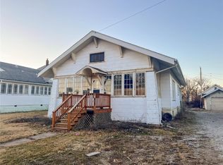 413 W Chestnut St, Gillespie, IL 62033