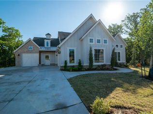 4816 Green Country Rd, Edmond, OK 73034