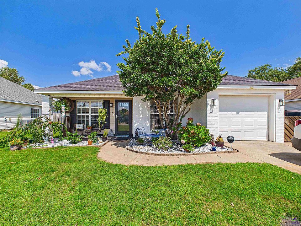 1st image of 117 Millbrook Dr